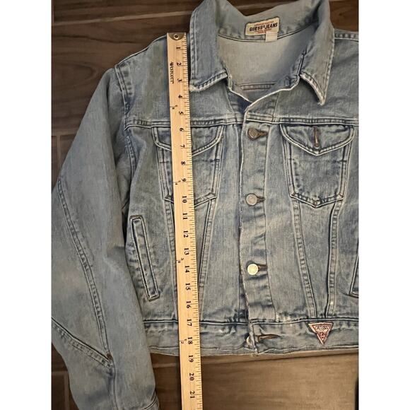 Vintage Guess light blue women's denim jacket with guess logo size - Picture 6 of 6